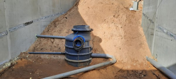 Installation d'une pompe pour les eaux pluviales et les eaux noires