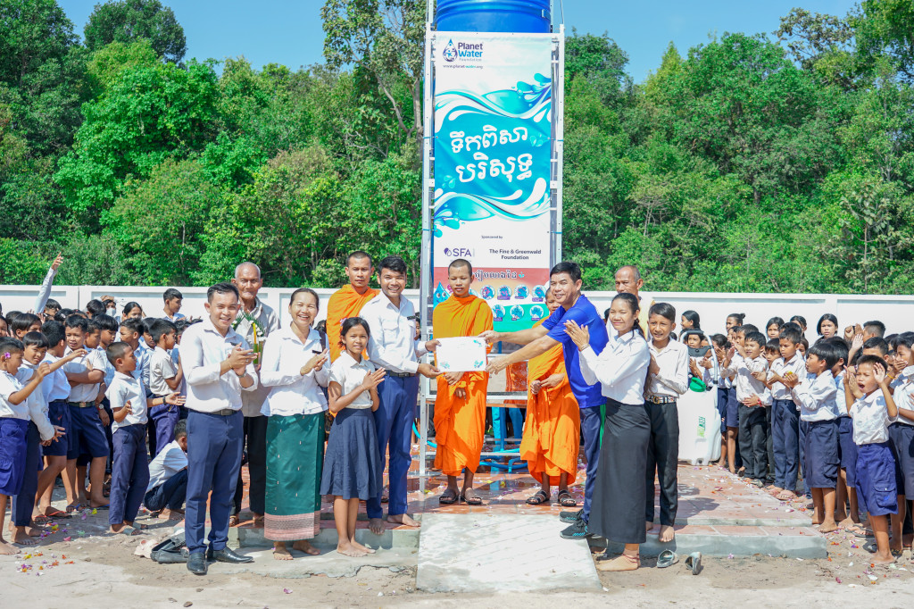 Le Groupe SFA signe une dotation pour le financement de l’accès à l’eau potable de 1800 personnes au Cambodge